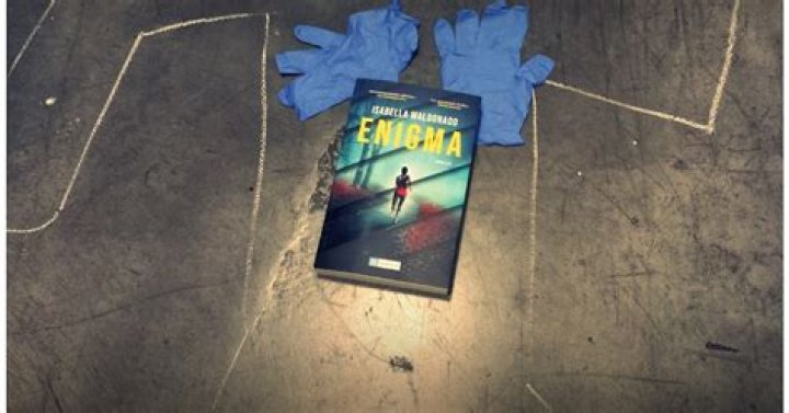 Exploring The Enigma: Isabella Lux