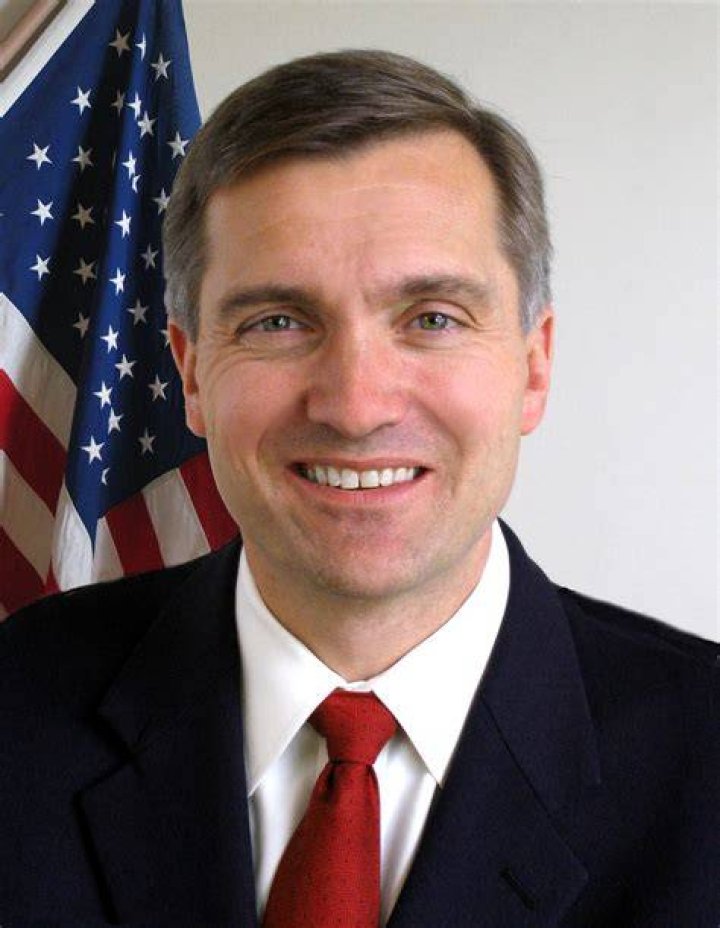 FileJim Matheson, official color photo portrait.jpg Wikimedia Commons