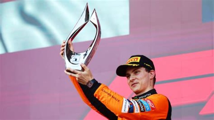 How Formula 1 Star Oscar Piastri Deals With the Pressure