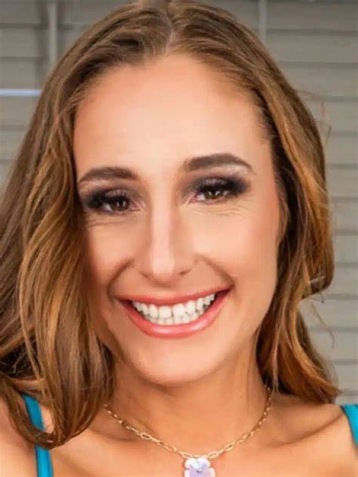 Layna Marie Biography, Age, Height, Net Worth &raquo; Bioofy